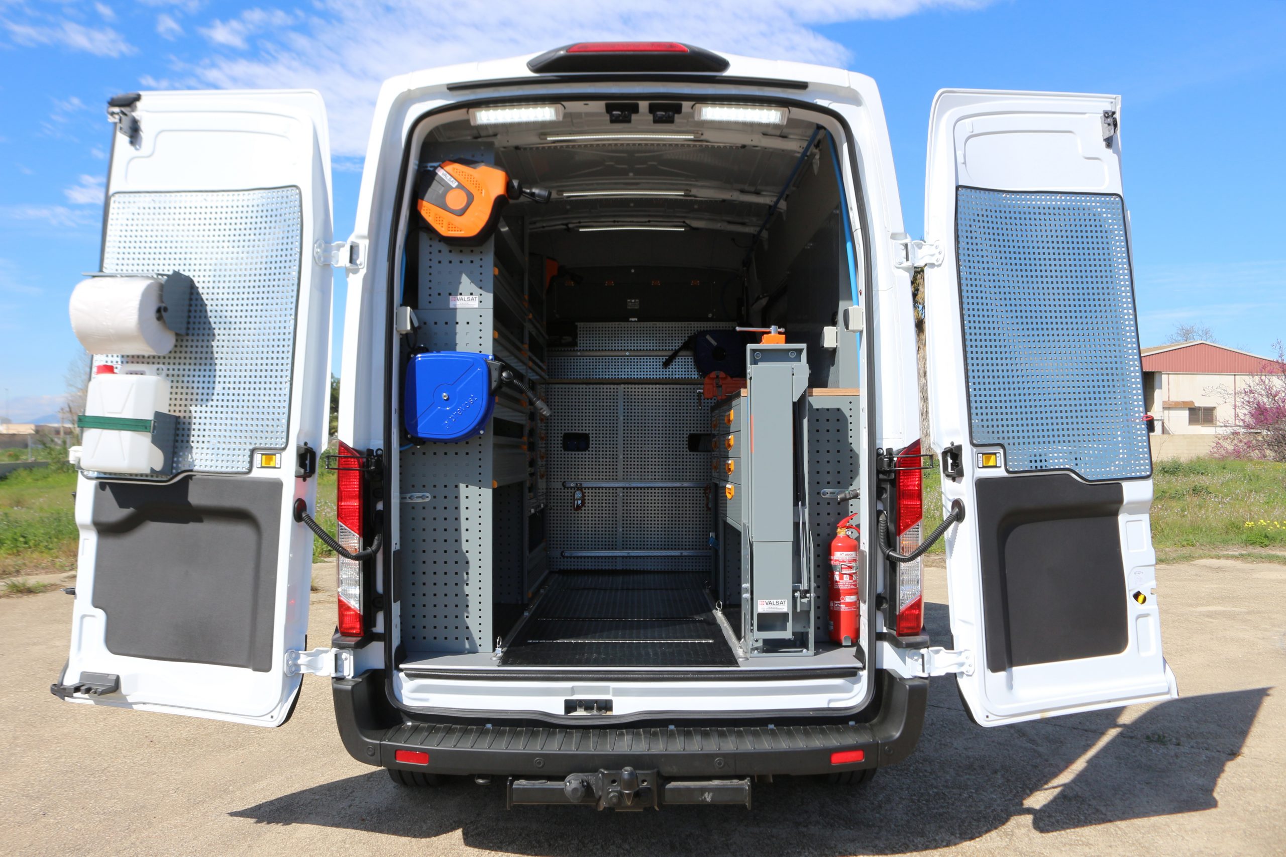 Accesorios para furgoneta camper vs furgoneta taller móvil