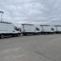 Flota vehículos Iveco Daily baca fabricada a medida