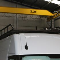 Flota vehículos Iveco Daily baca fabricada a medida
